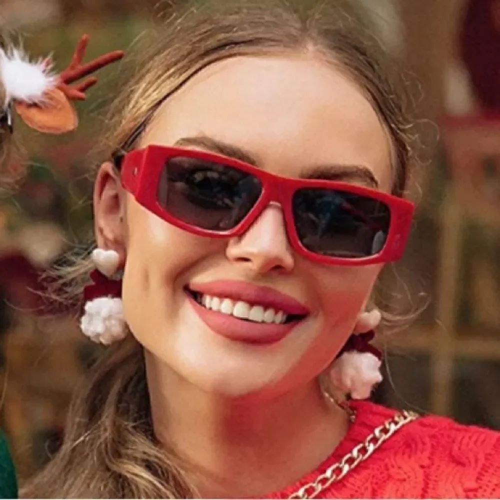 Retro Vintage Rectangular Sunglasses  - Picture 6 of 7